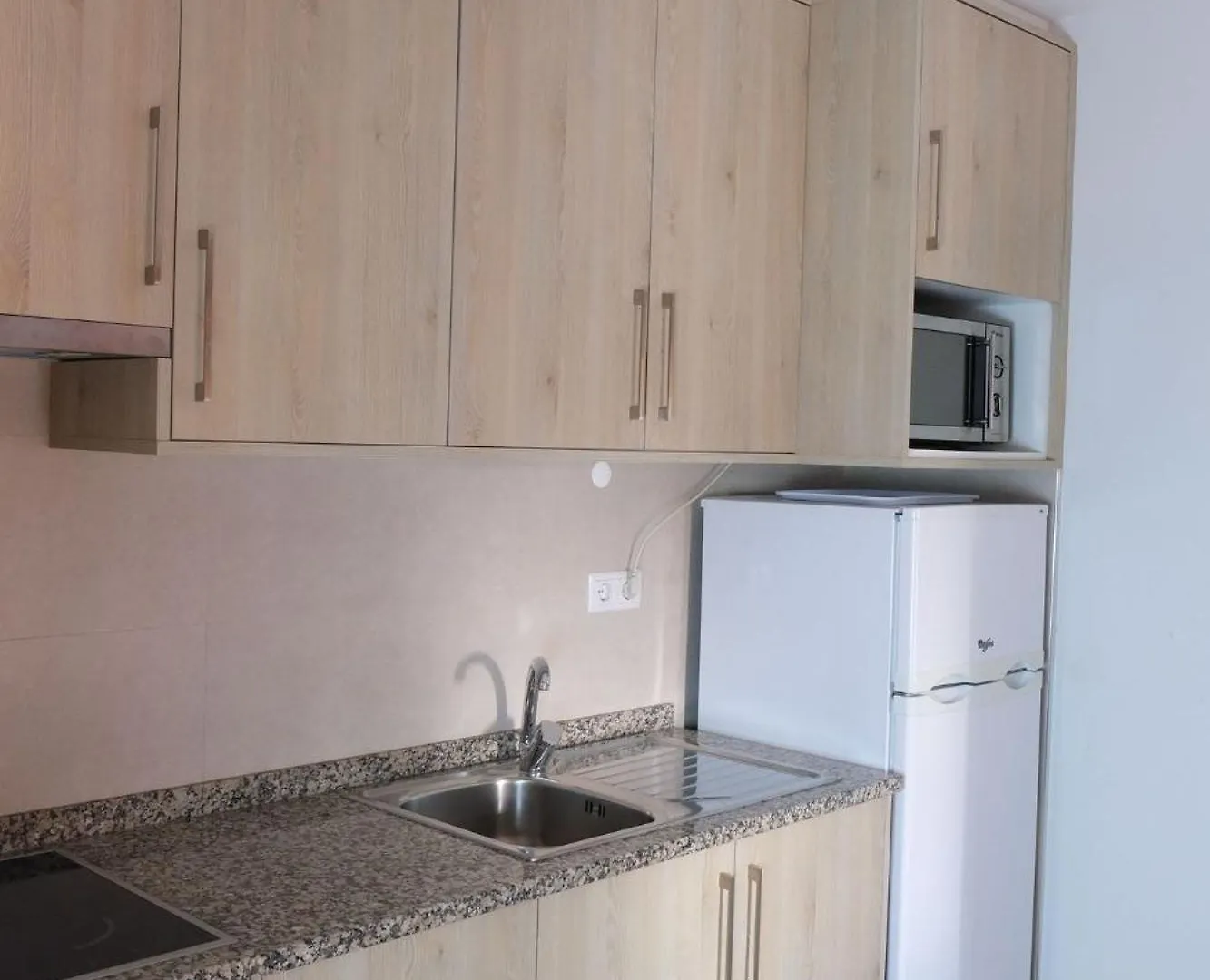 Montinho De Ouro Hotel Luz 3*,