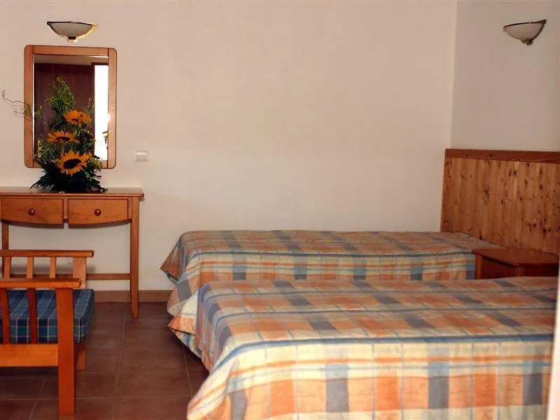 Montinho De Ouro Hotel Luz