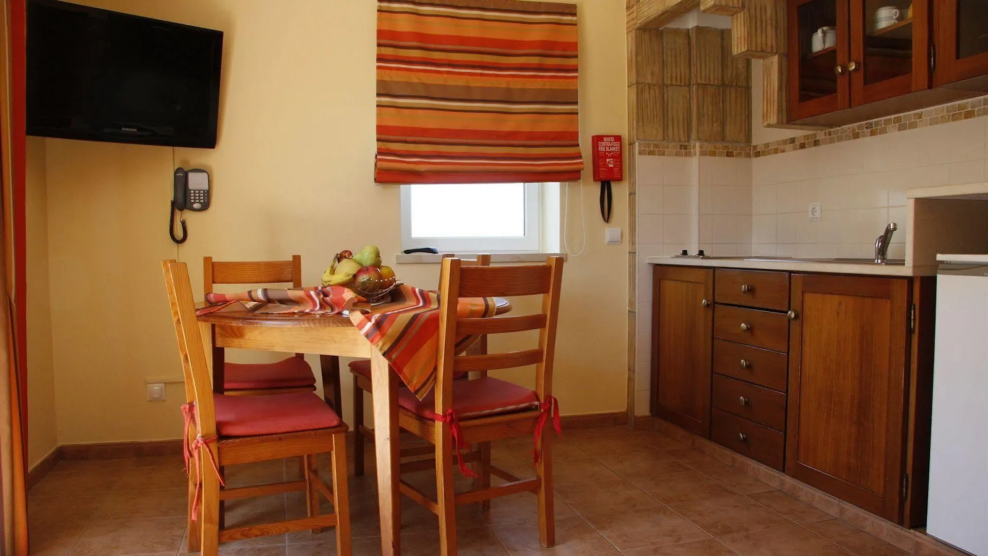 Montinho De Ouro Hotel Luz